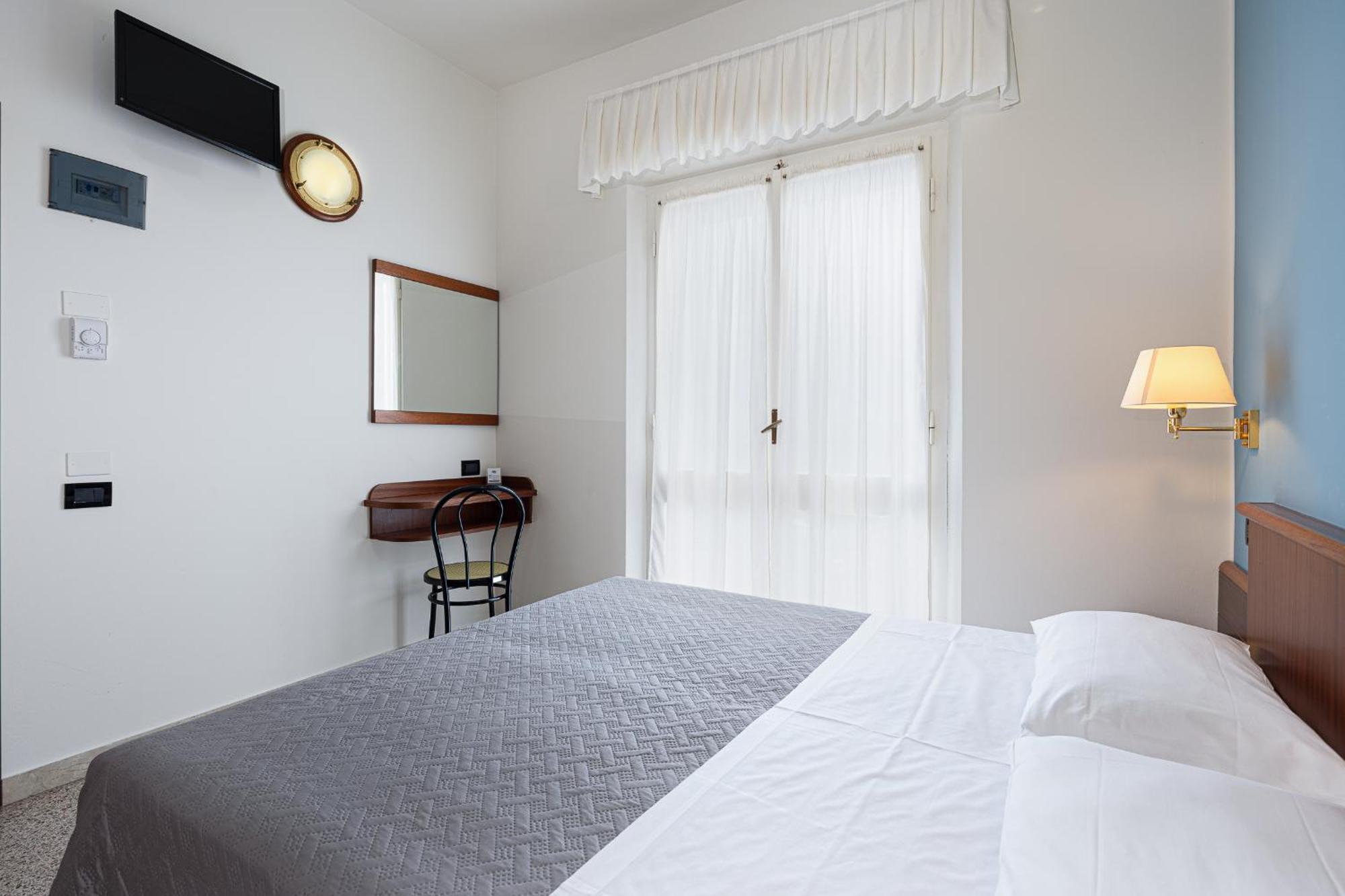 ריצ'יונה Hotel Avana Fronte Mare מראה חיצוני תמונה