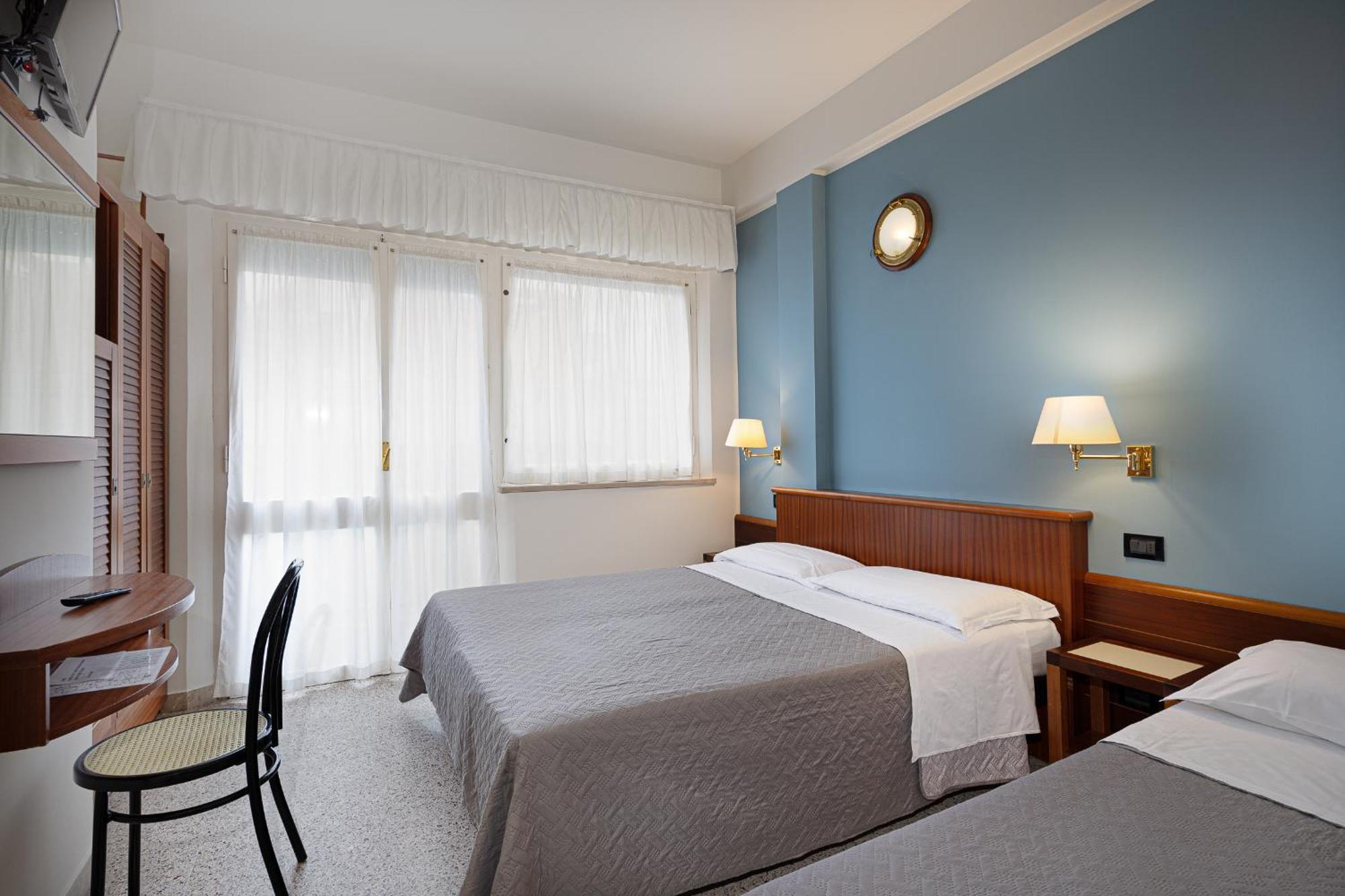 ריצ'יונה Hotel Avana Fronte Mare מראה חיצוני תמונה